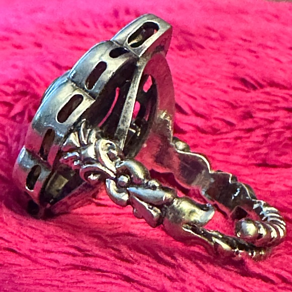 WOW Authentic Gucci Cocktail Ring - Picture 13 of 16